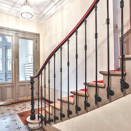 Le Marais Apartment