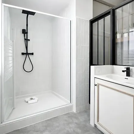 Le Marais Apartment