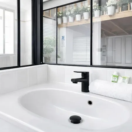 Le Marais Apartment Paris