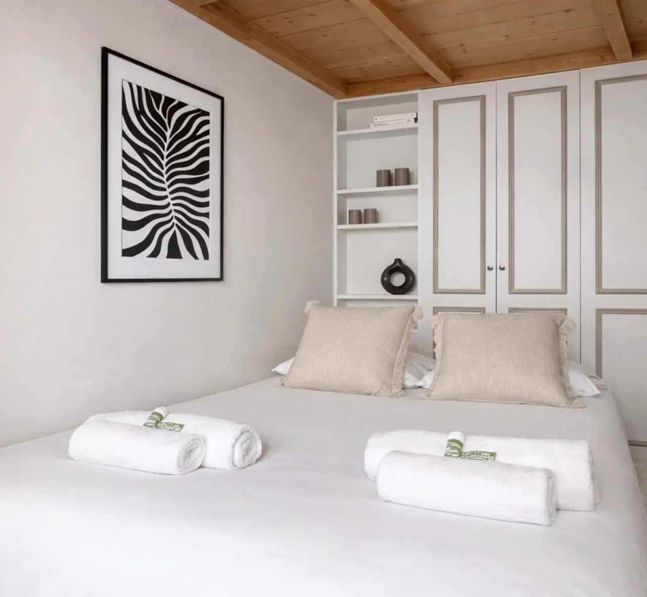 Le Marais Apartment